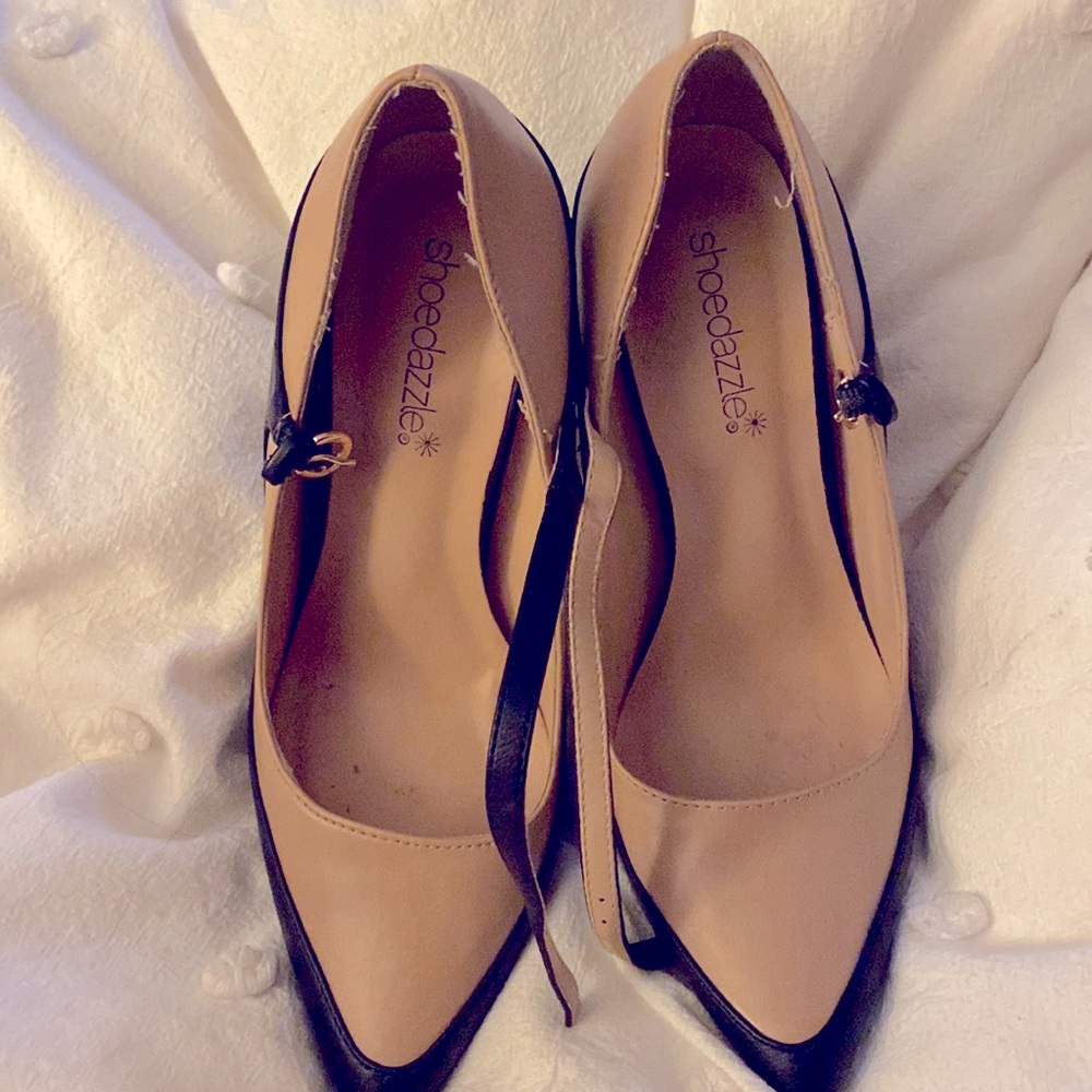 Shoe dazzle Genari two toned heels